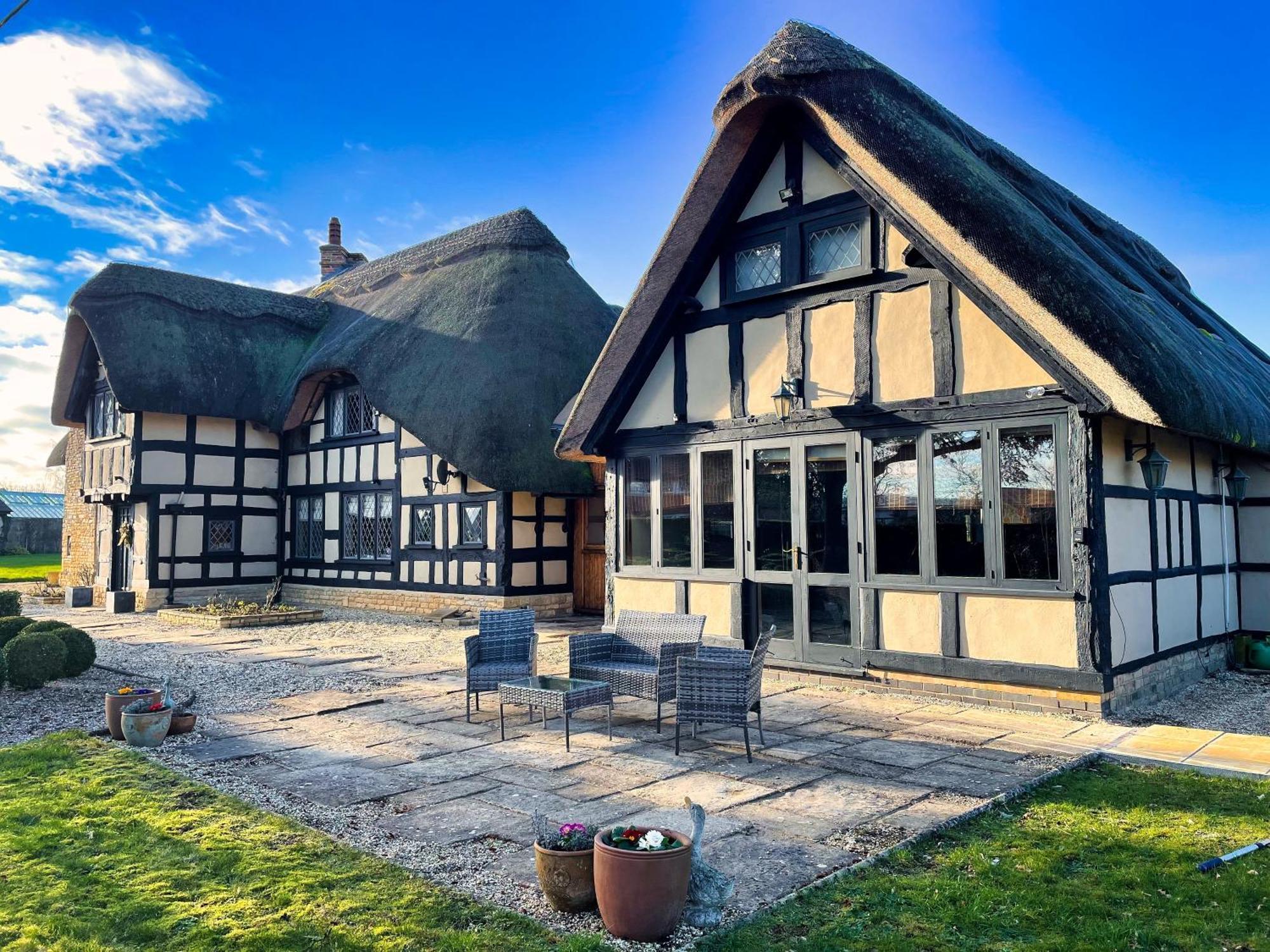 Guest House Gem In Wickhamford, Near Broadway Badsey Exteriör bild